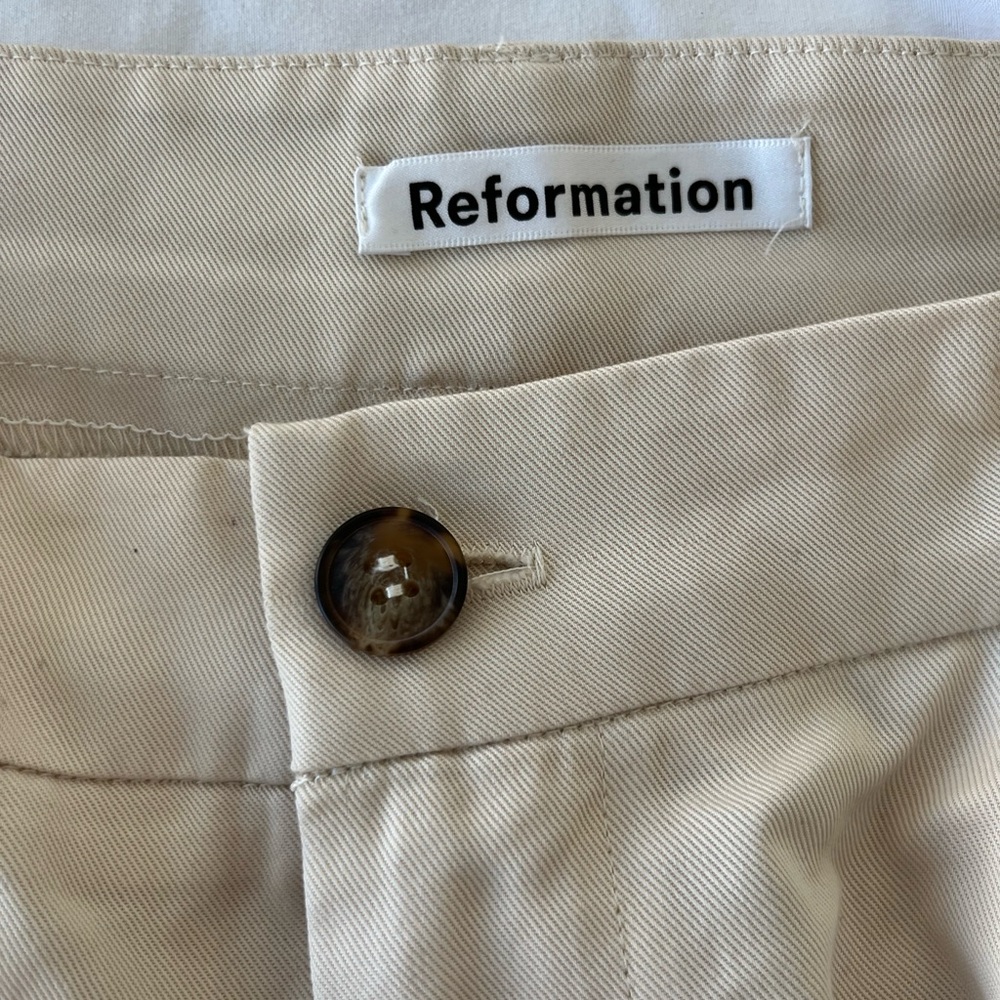 Reformation Mason Pant in Ivory - Picture 4 of 5